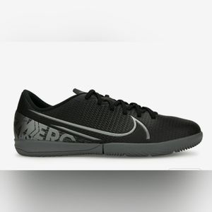 NIKE MERC sneakers for kids 1Y